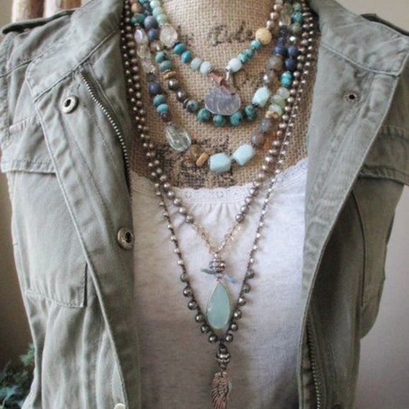 🦋NECKLACE GUIDE🦋 - Picture 5 of 12